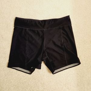 Large black shorts by Xersion